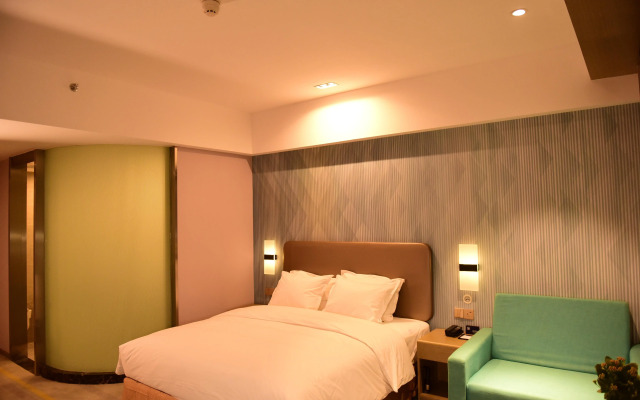 Holiday Inn Express Lhasa Potala Square