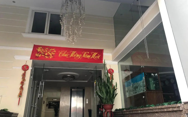 Royal Hotel