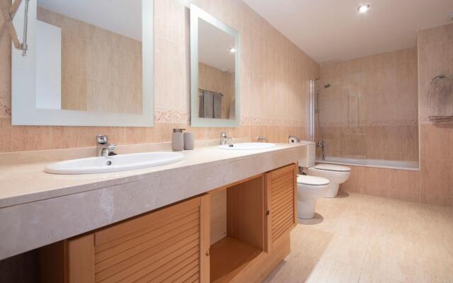 TH122-TownHouseLaMora