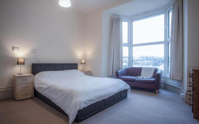 Connaught House - 2 Bedroom Apartment - Tenby