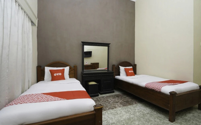 Hotel Madinah Syariah by OYO Rooms