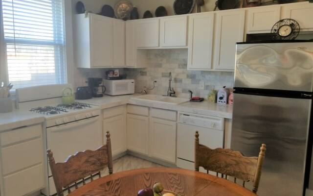 Memphis Belvedere Suites