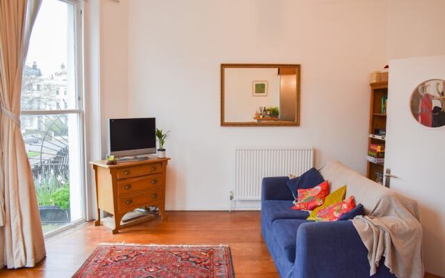 Bright 1 Bedroom Apartment In Seven Dials