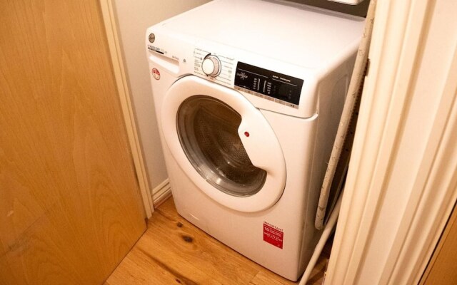 Cosy One-bed Apartment in Central London