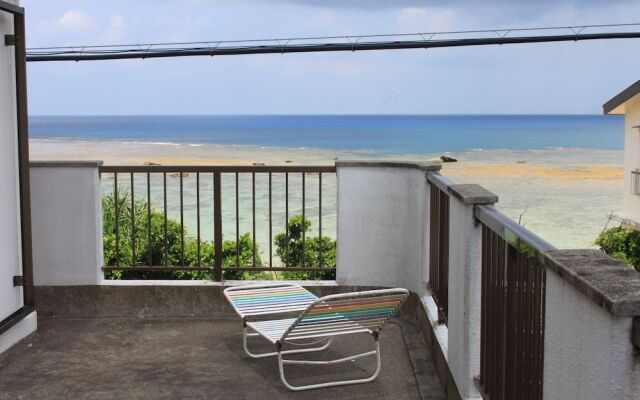 Guesthouse Amami Long Beach