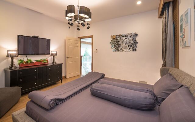 Luxury Villa With Private Swimmong Pool