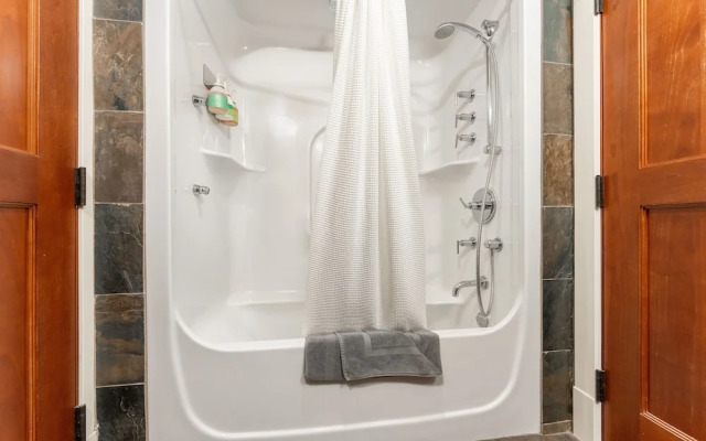 Solara Suite-Indoor Pool - Hot tub - GYM