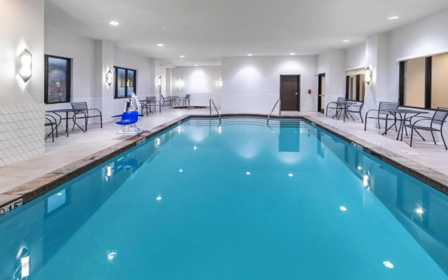 Holiday Inn Hotel & Suites Tulsa South by IHG