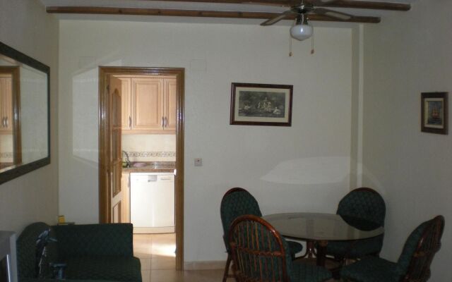 Apartment With 2 Bedrooms in Puerto Marino, With Pool Access and Furni