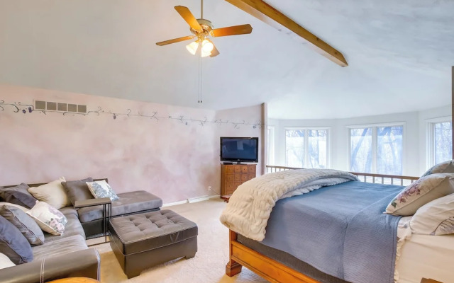 Spacious & Secluded Madison Home Near Dtwn!