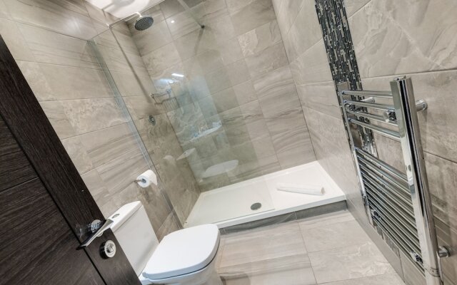 Temple Court Cavern Quarter Apartments