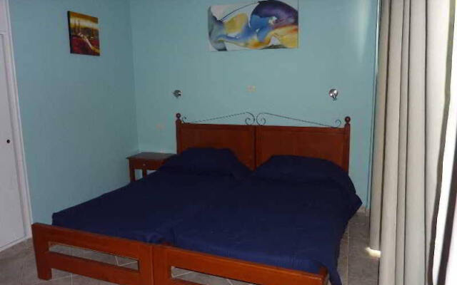 Penelope Suites