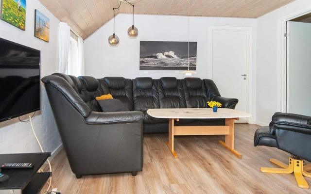 Traditional Holiday Home in Ringkobing With Sauna