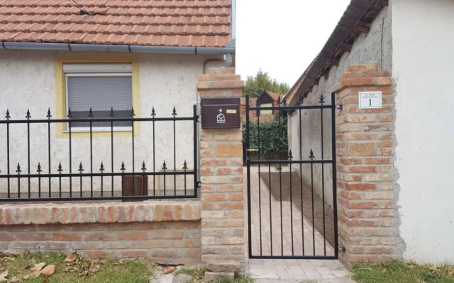 Jooremenyseg Vendeghaz