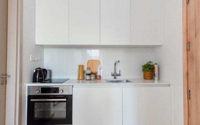 Sanders Crystal 2 - Cute 1-bdr Apt With Shared Rooftop