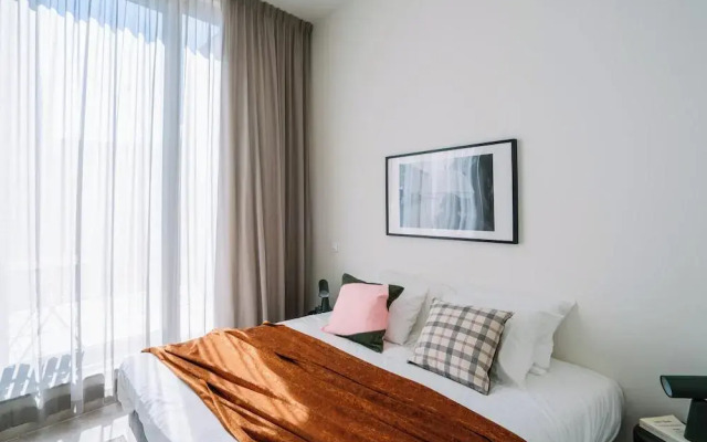 River View Residence - City Center
