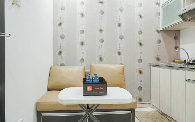 Simply Modern Classic Studio at Nifarro Apartment