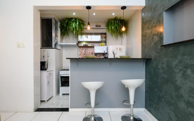 Pineapples BRX704 Apartamento em Copacabana