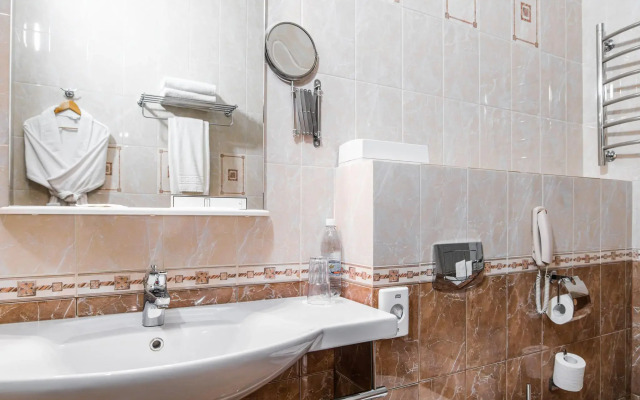 Отель Green Hall