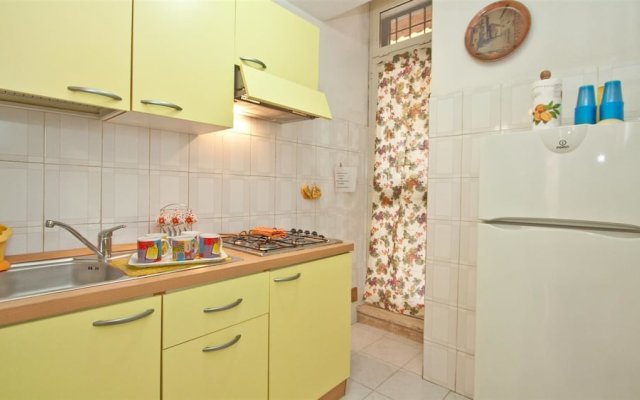 Rental In Rome Celestino Apartment