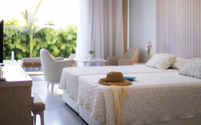Tasia Maris Beach  and Spa - Adults Only