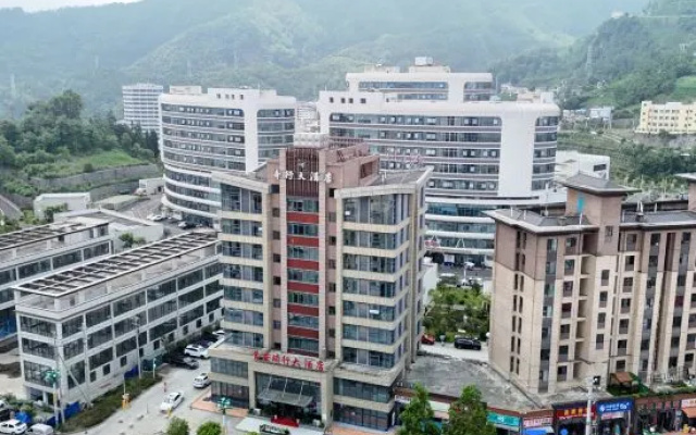 Qixing Grand Hotel (Pu'an People's Hospital Sports and Leisure Plaza) – Outside – Qianxinan