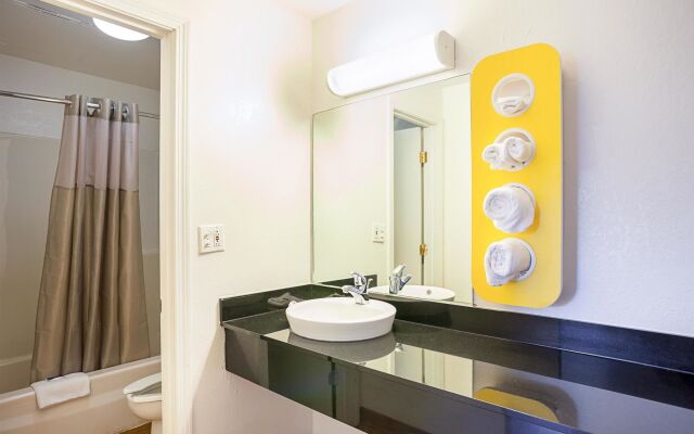 Americas Best Value Inn Bangor