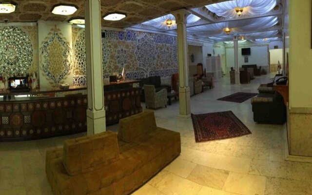 Kowsar Tehran Hotel