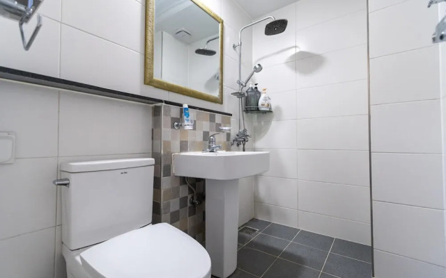 Seogwipo Dobitnarae Resort