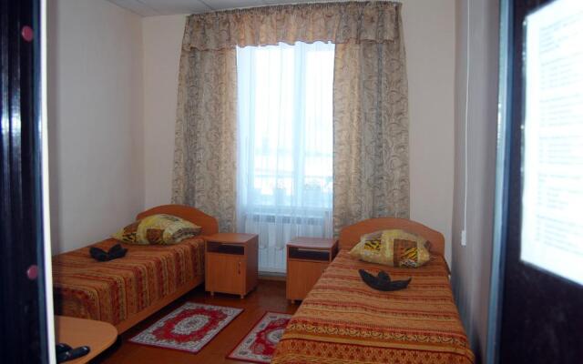 Флоренция (бывш. Спутник)