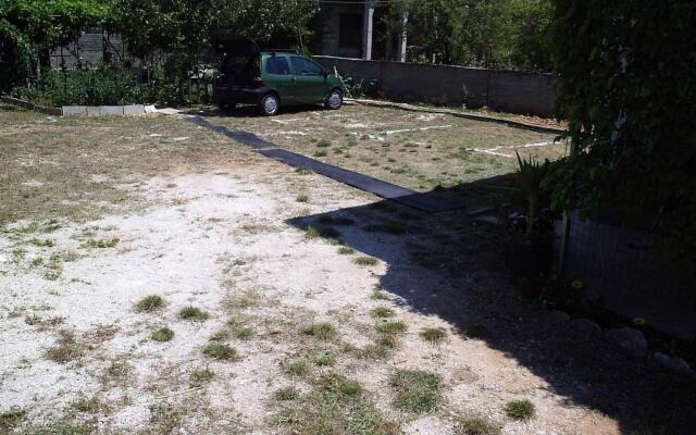 Maja - 80 m From Pebble Beach - SA1 Istok