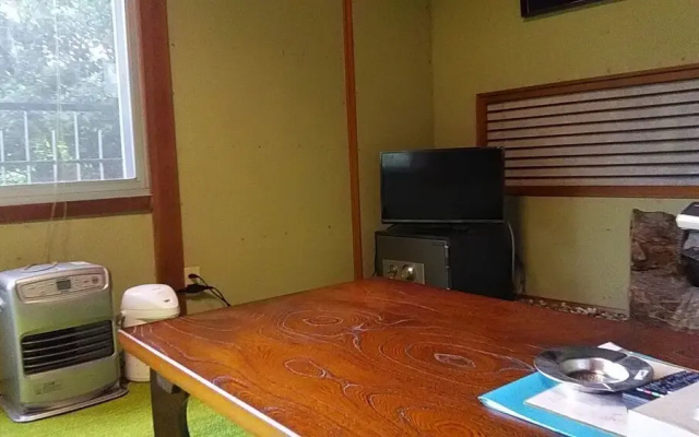 Saratoku Ryokan