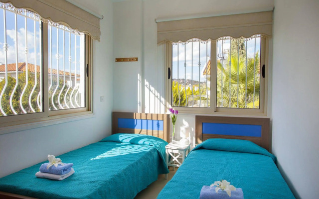 Villa Crystal Sea