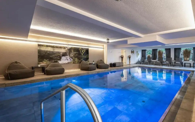 Vitaurina Royal Hotel