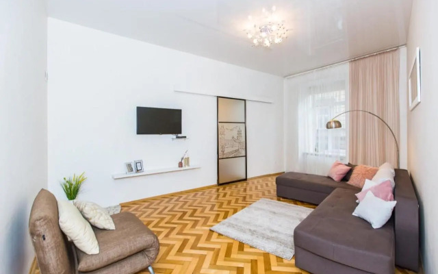 SoVA apartment str Gnatyuka 18