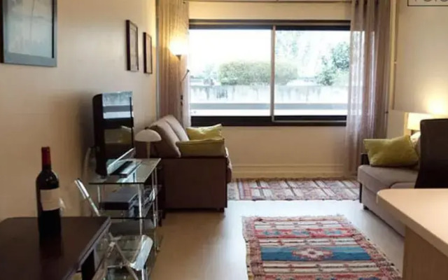 Charming and cozy Montparnasse flat