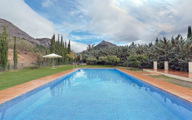 Caserio Del Colmenar