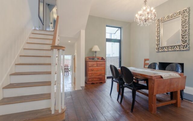 4 Bedroom Victorian House Near Notting Hill