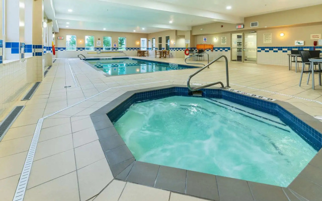 Comfort Inn & Suites