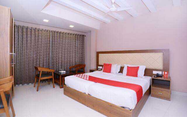 OYO Flagship 25093 Hotel Thamam