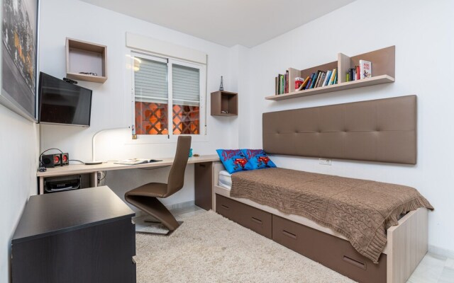 Riviera Village . Stunning 2BR Apartment in Front of Golf Courses