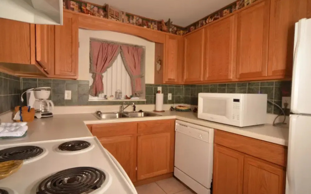 Whispering Pines 551