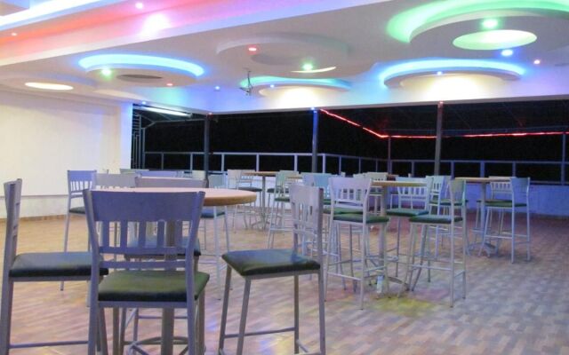 Raygreen Hotel