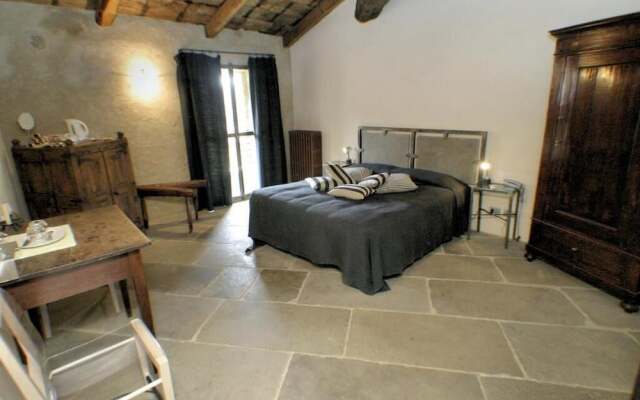 Le Case Della Saracca