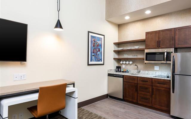 Homewood Suites by Hilton Indianapolis-Downtown