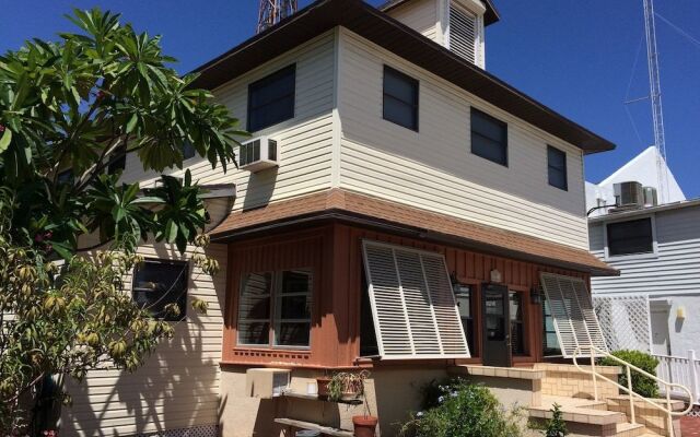The Palmetto Inn