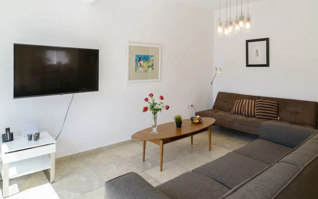 Spacious Penthouse Hilton Beach