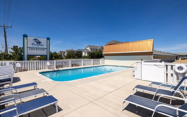 Dolphin Oceanfront Motel