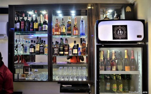 H9 Suites