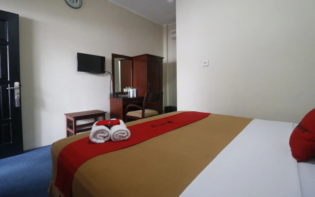 RedDoorz Plus @ Jalan Raden Intan Lampung